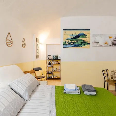 Studio In The Center W Free Parking And 24 7 Checkinstudio Zen Con Parcheggio Gratuito E Check In Automatico 24 Ore Su 24 Διαμέρισμα *